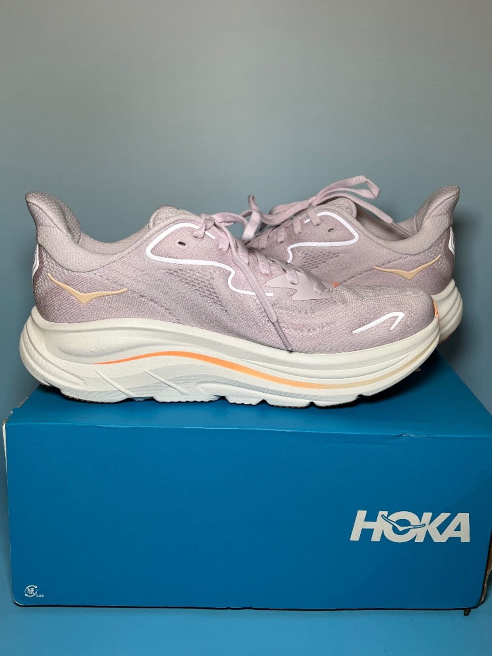 HOKA Clifton 10 Women’s Running Shoes - Size 8.5 RETAIL $155